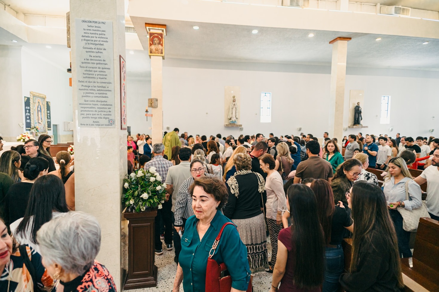 Scalable Strategies for Multi-Branch Churches